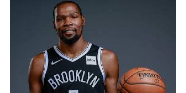 Durant contra el viejo club Durant contra el viejo club